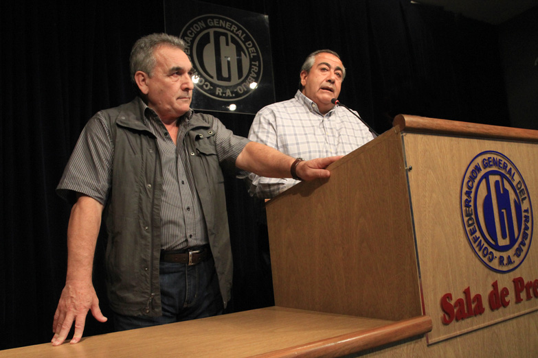 Tras el llamado del gobierno, la CGT definirá recién el martes si va al paro nacional