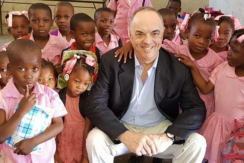 Remueven al embajador de Haití que reivindicó al ejército nazi