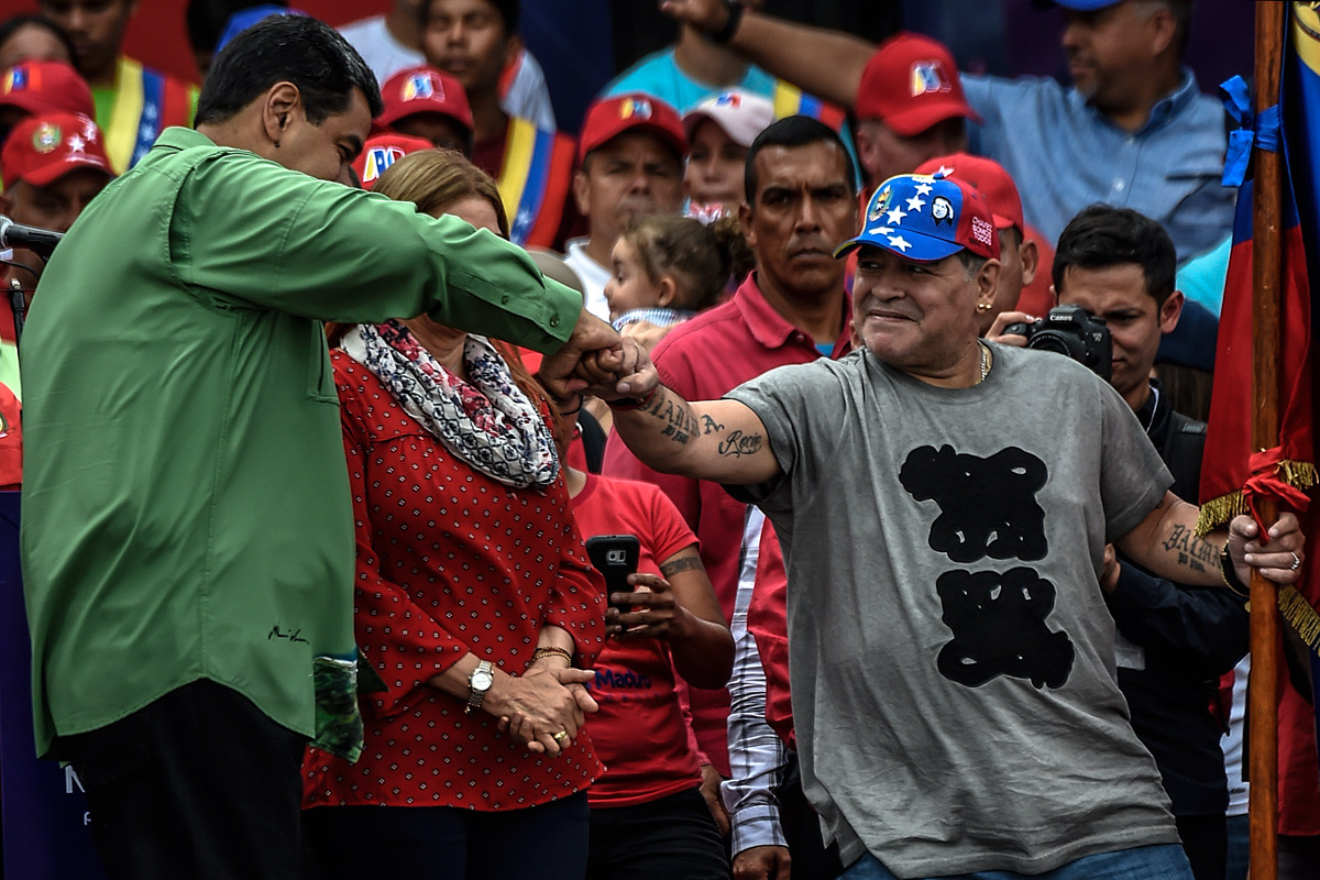 Maradona: «Hoy, más que nunca, con el presidente Maduro»