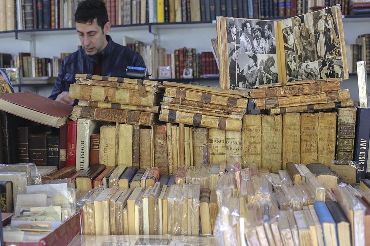Comienza la 14ª edición de la Feria del Libro Antiguo