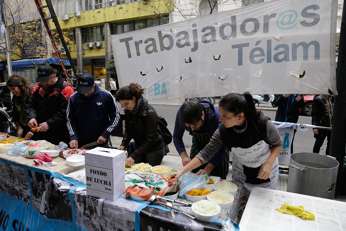 A un año de los despidos, los trabajadores de Télam continúan la lucha por las reincorporaciones