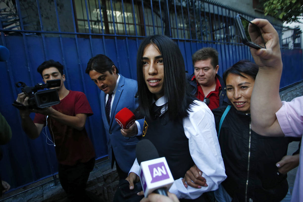 La batalla de una trans chilena por estudiar en una secundaria de mujeres