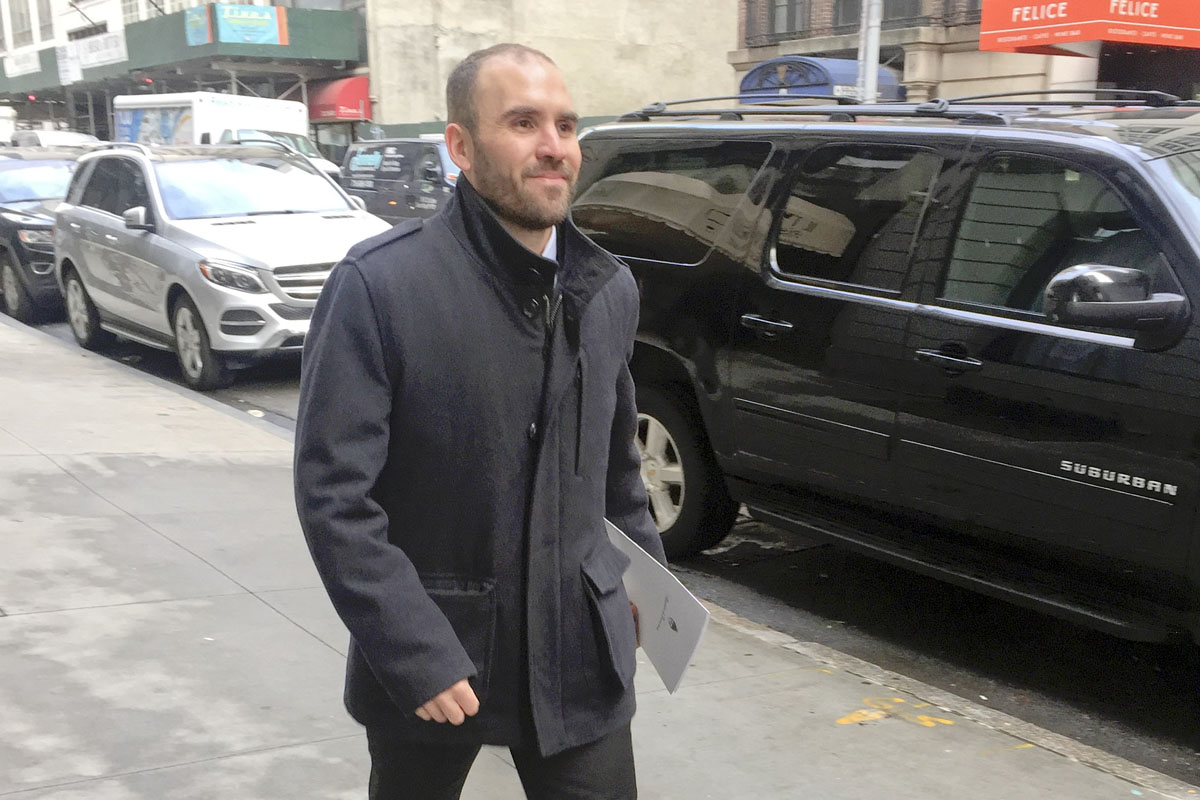 Vence el plazo para la deuda bonaerense mientras Guzmán viaja a Europa