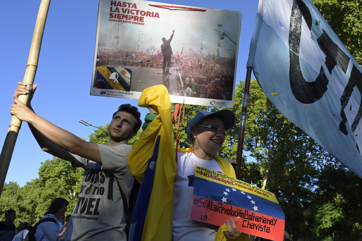 Tensión en la marcha contra la injerencia de EE. UU. en Venezuela