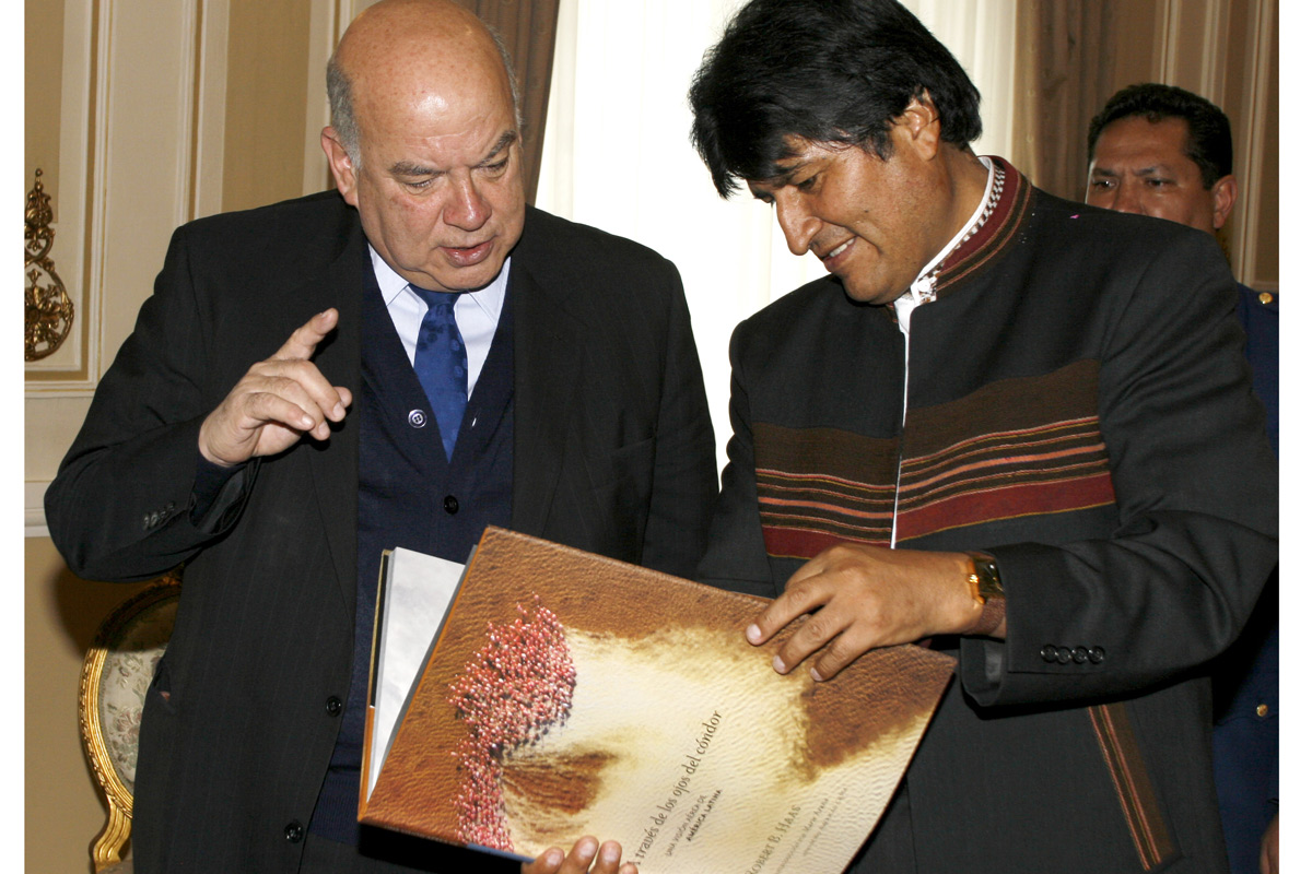 De la Tricolor a la Wiphala: literatura en los años de Evo