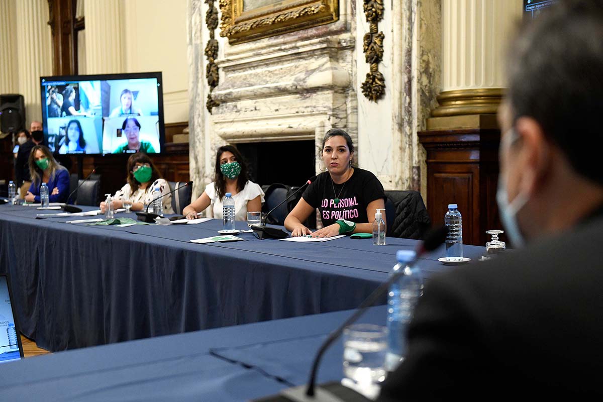 En el encuentro con La Campaña, Massa sugirió que el aborto legal podría tratarse en sesiones extraordinarias