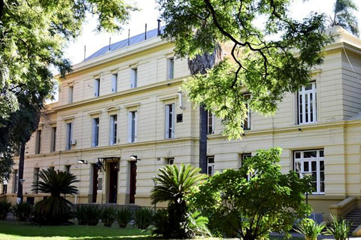 Salud mental en emergencia: denuncian el abandono de los hospitales neuropsiquiátricos de la Ciudad 1 hospital