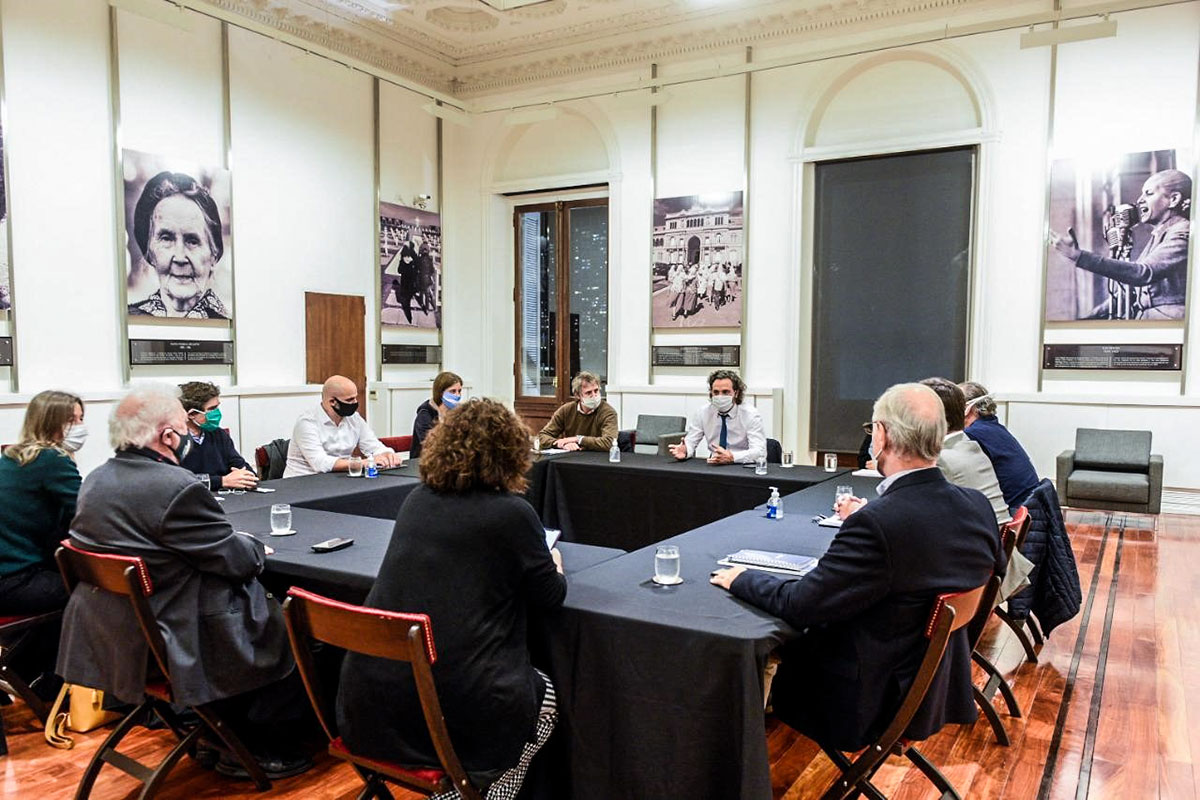 Kicillof logró la restricción de la circulación con la ciudad: sólo viajarán trabajadores esenciales