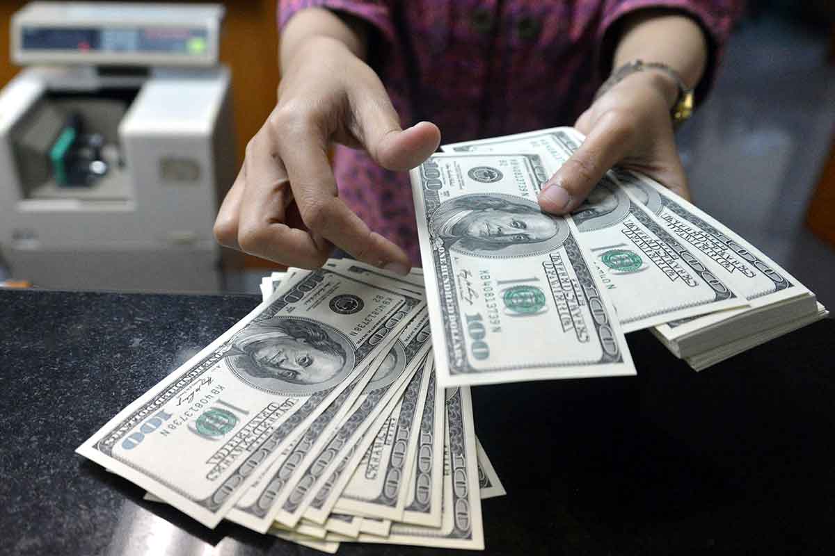 El dólar “alternativo” se dispara a pesar de las medidas oficiales