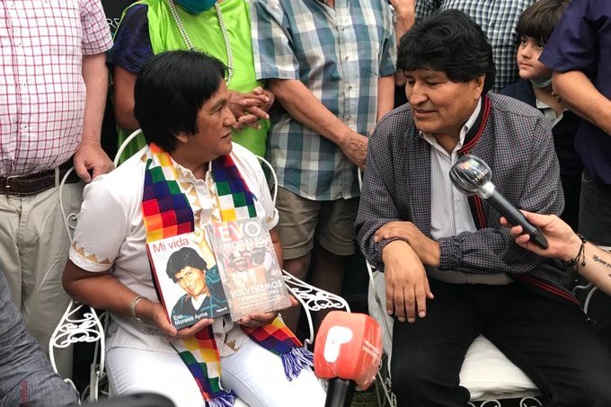 Evo Morales visitó a Milagro Sala antes de regresar a Bolivia
