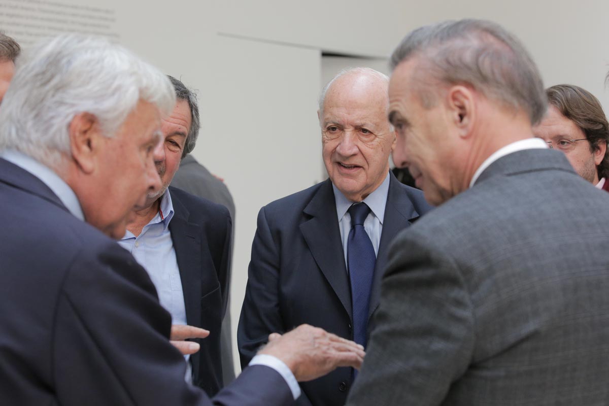 Dudas en la oposición por la convocatoria de Macri