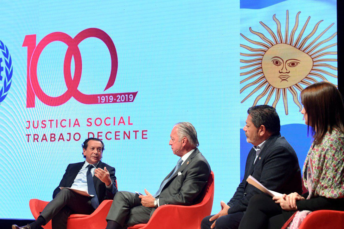 Empresas suben precios hasta un 10% mientras negocian con el gobierno