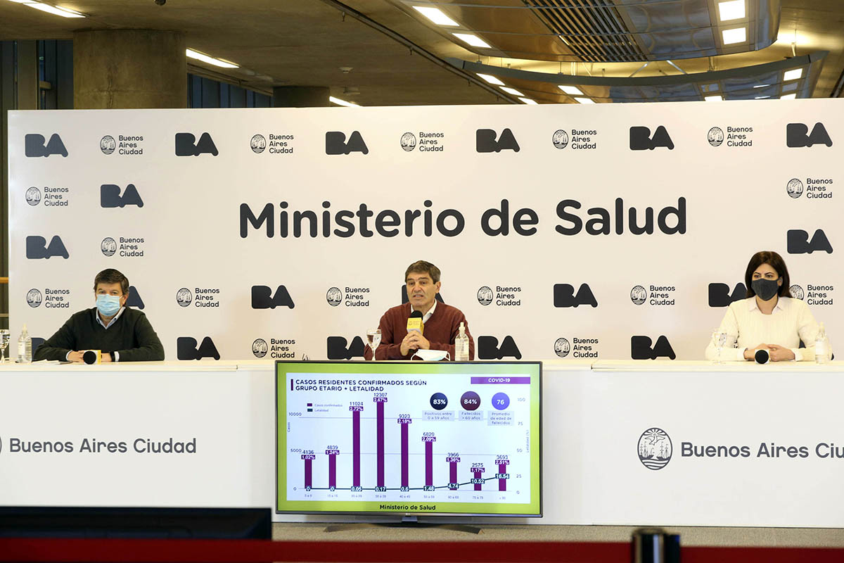 Quirós: «No hay manera de controlar lo que hacen cientos de miles de jóvenes»