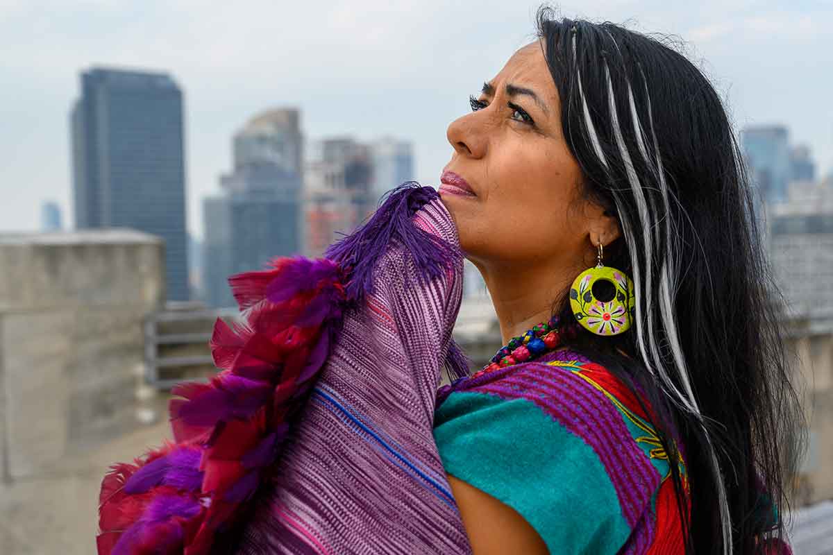 Lila Downs: «Lo que sorprende de EE UU es que no haya estallado antes»