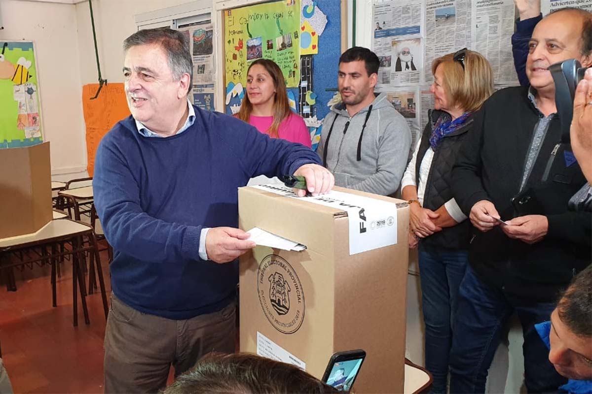 «No hay que tener verguenza de mostrar a los amigos», dijo Negri sobre Carrió y Vidal