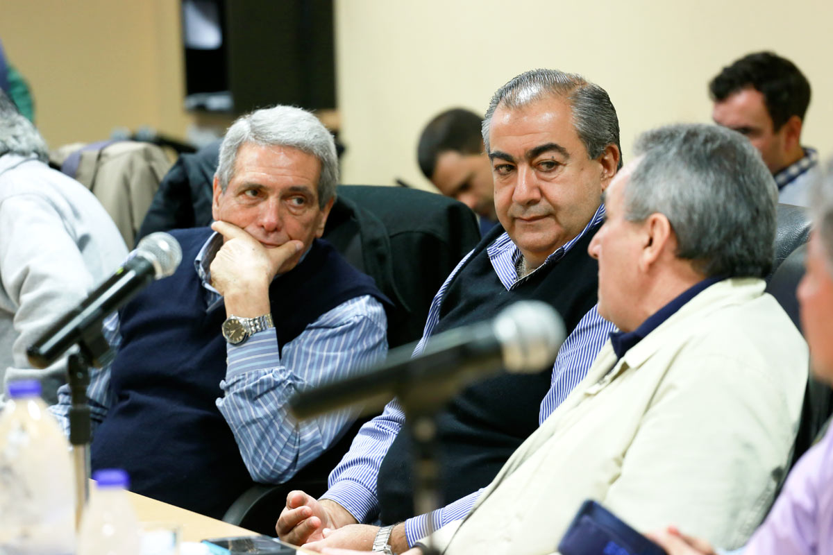 Con el paro lanzado, la CGT busca contener el descontento popular