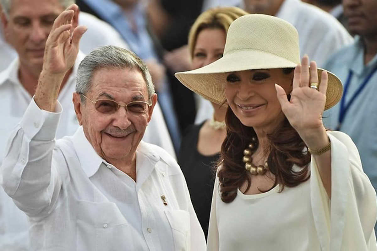 CFK se reunió con Raúl Castro en Cuba