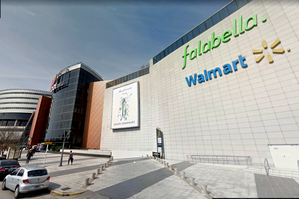 Doscientos empleados en vilo por cierre y venta de locales de Walmart