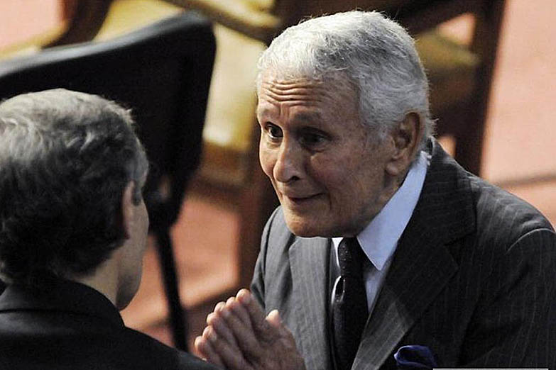 Rechazan domiciliaria al genocida Miguel Etchecolatz