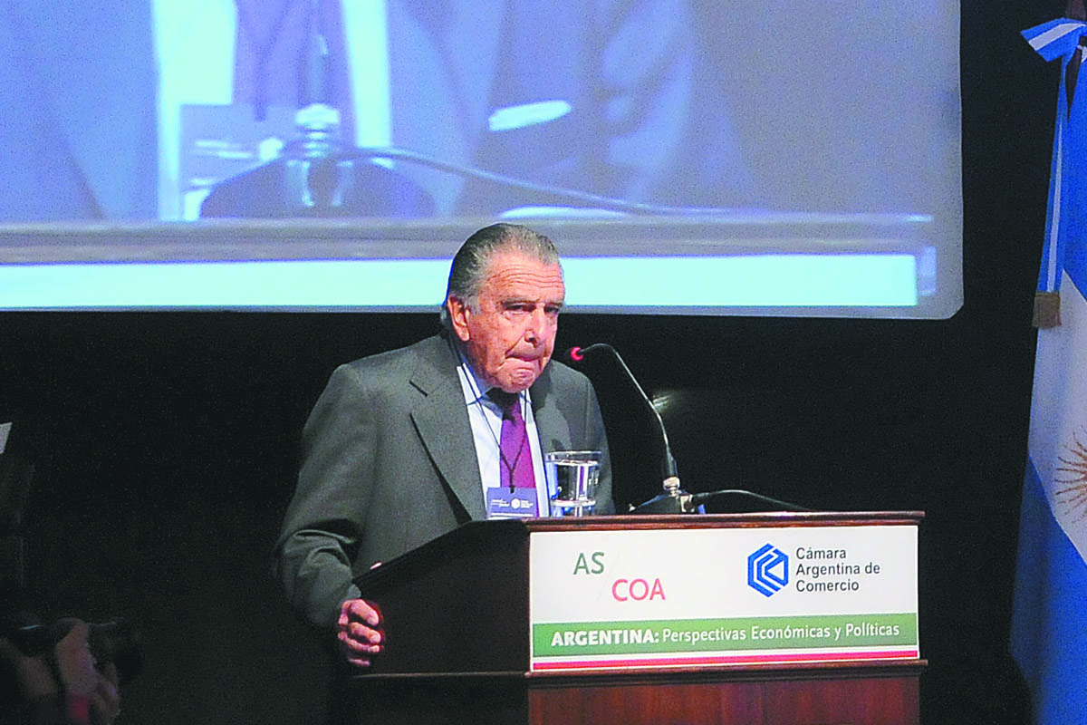 Eurnekian: “El gobierno está con el culo al aire y no le queda otra que pedir ayuda”