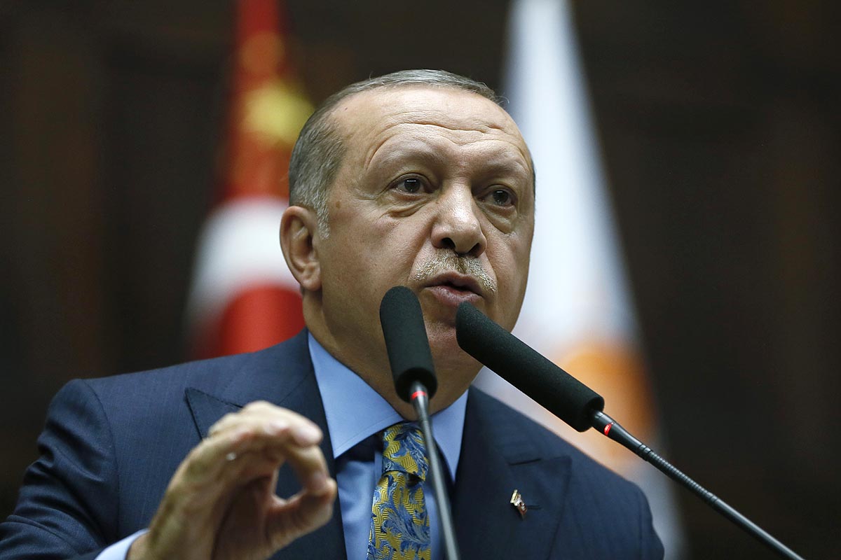 La carrera desesperada de Erdogan para invadir el Kurdistán sirio