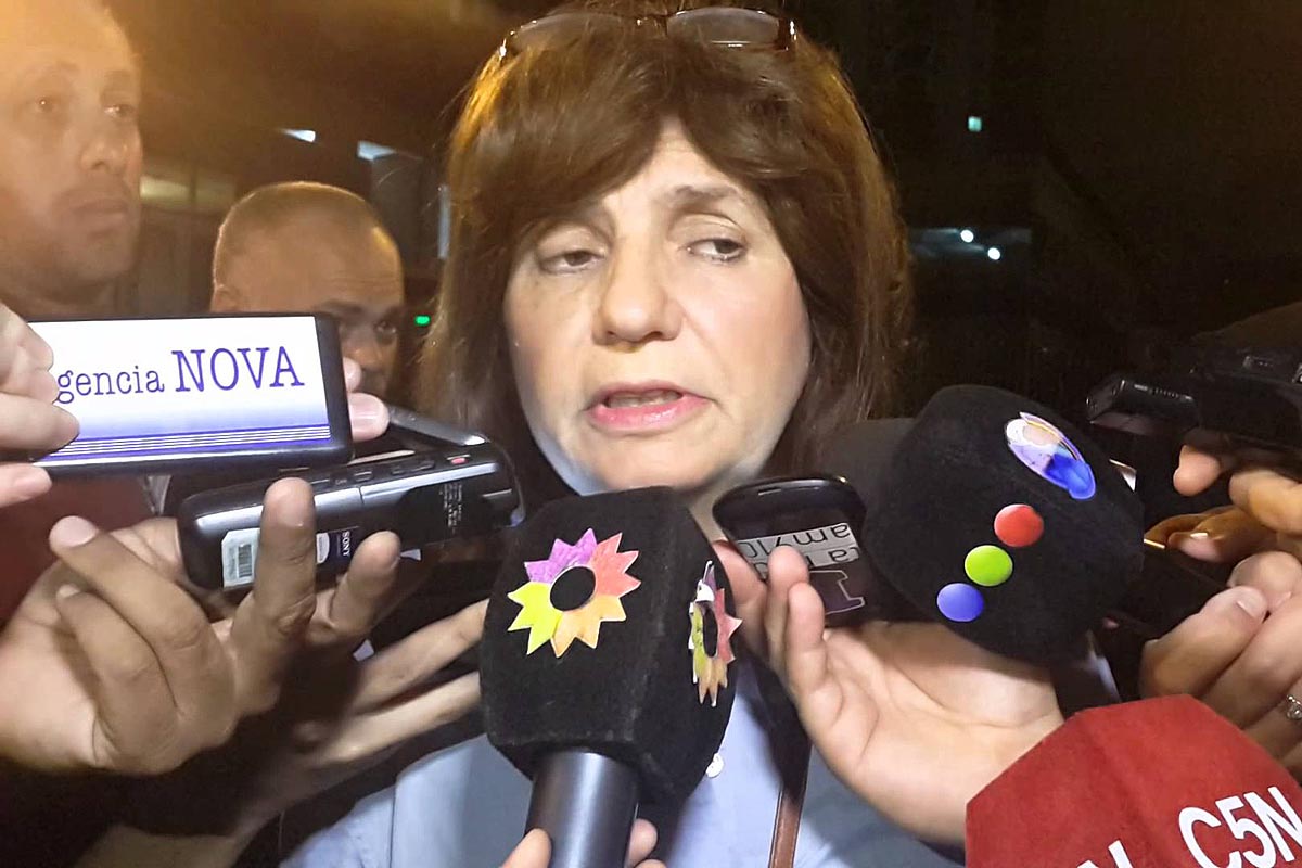 Tras dichos de Patricia Bullrich, Sileoni pidió «respeto» por los docentes a JxC