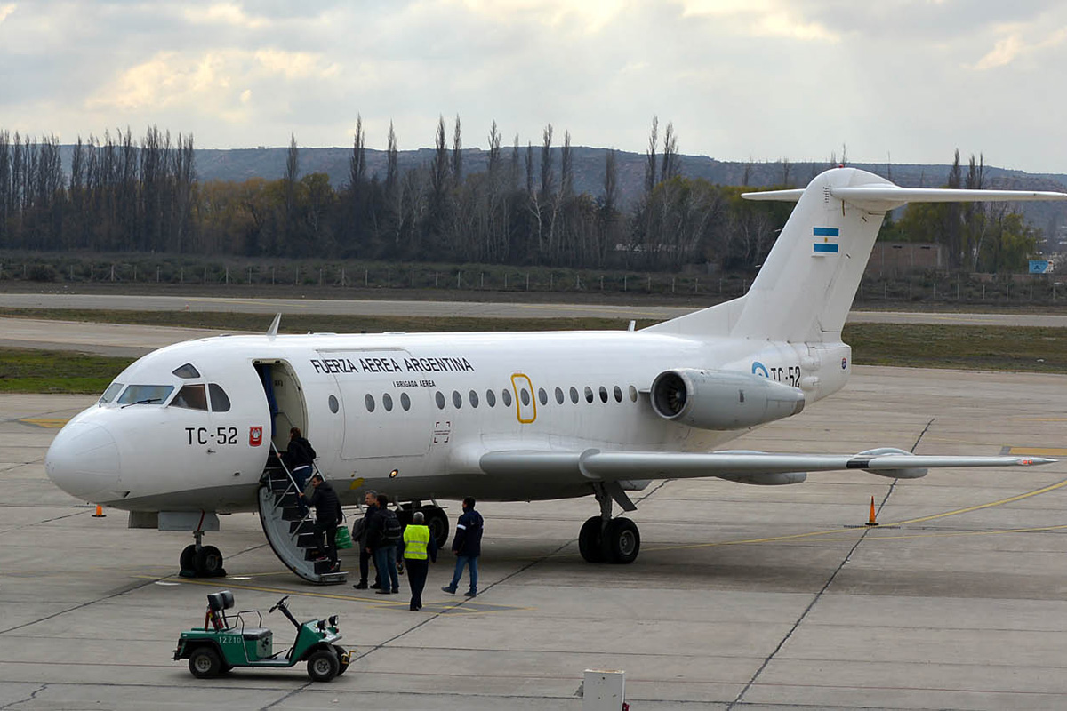 Polémica por la suspensión de una aerolínea estatal en la Patagonia