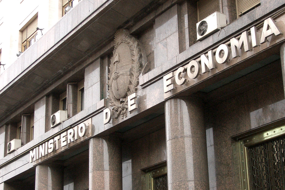Economía emite un bono para cancelar subsidios de tasa a provincias
