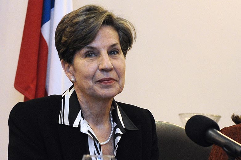 Chile: la senadora Isabel Allende pide que la oposición se una para no desaprovechar este momento histórico