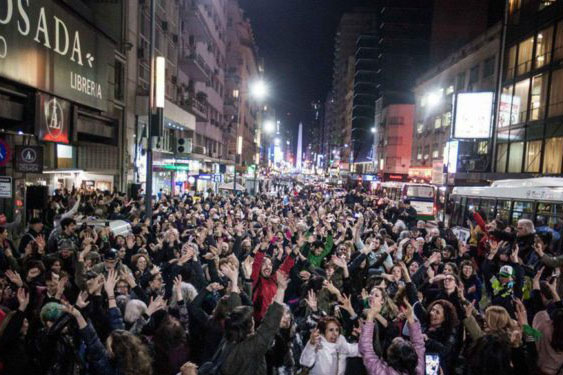 Una acción de campaña cambió el viernes porteño