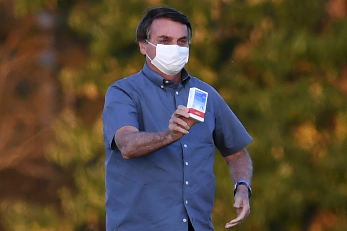 Bolsonaro dice que su infección pulmonar es por «quedarse mucho tiempo encerrado»