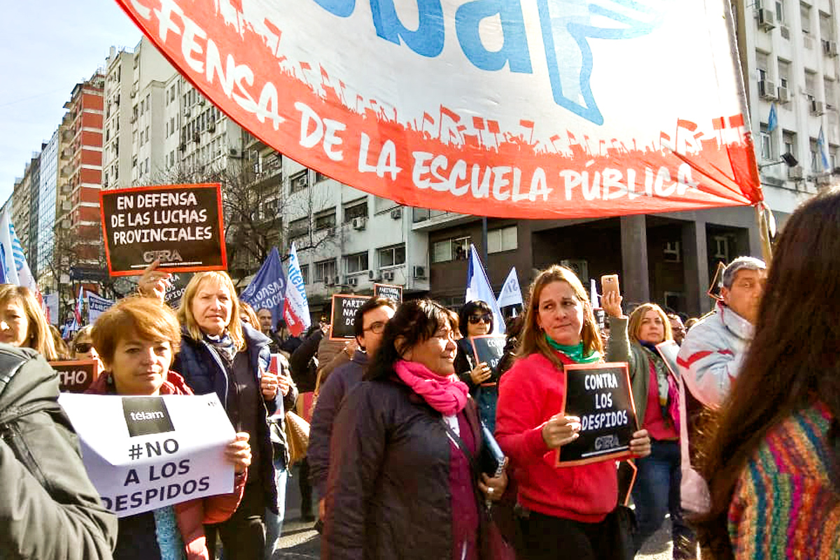 Paro nacional docente por la represión en Chubut
