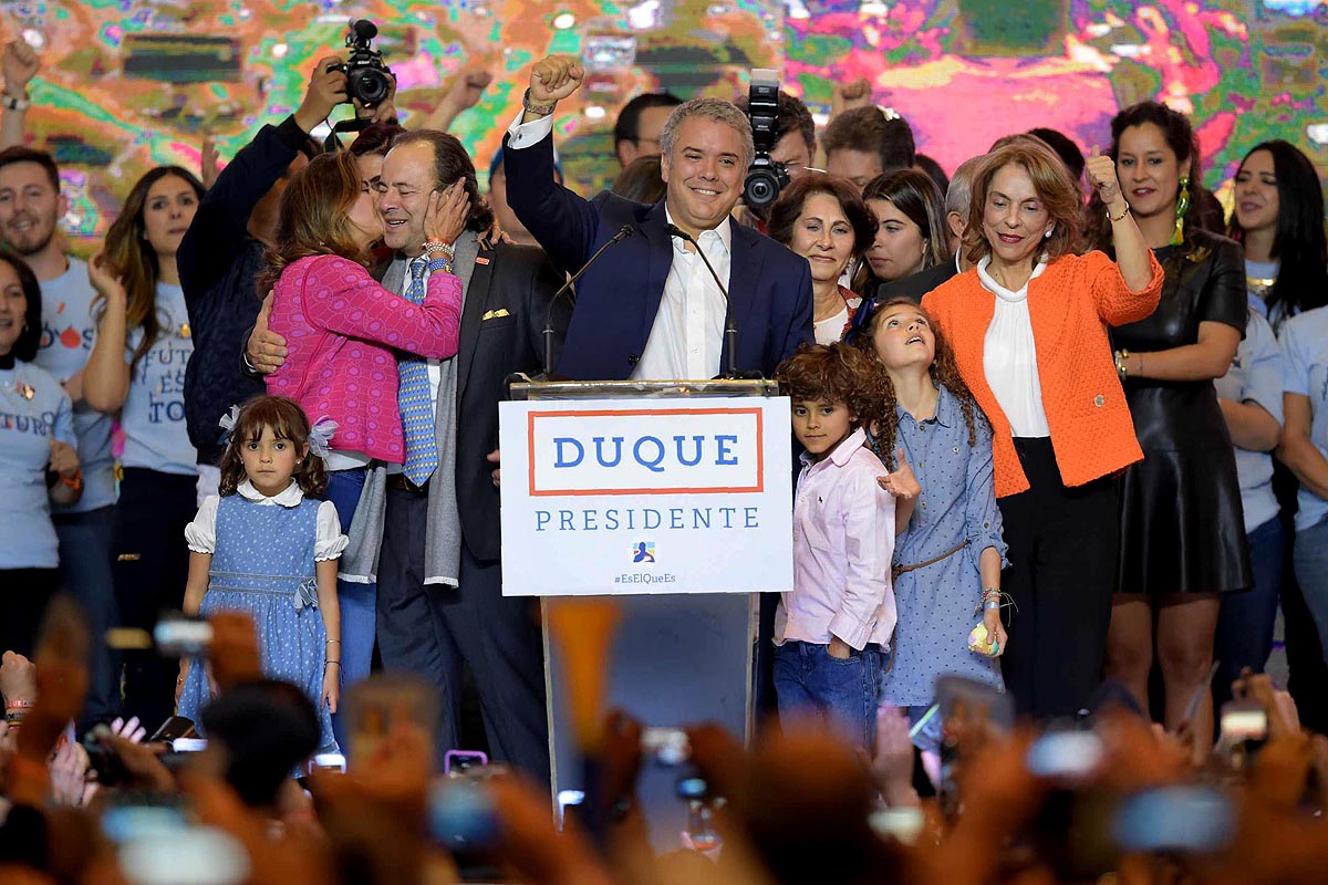 Ganó Iván Duque y vuelve la extrema derecha a Colombia