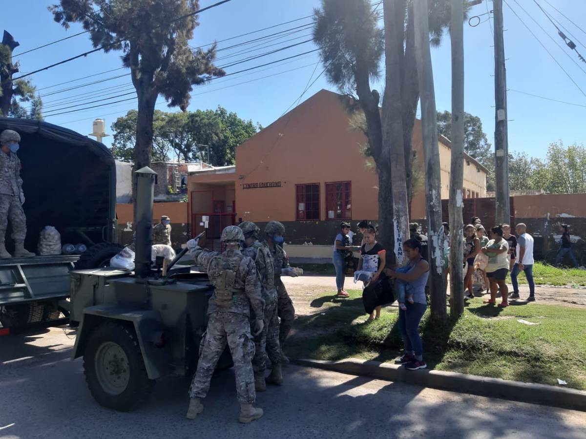 Rossi: «Las Fuerzas Armadas son recibidas con mucho reconocimiento en los barrios»