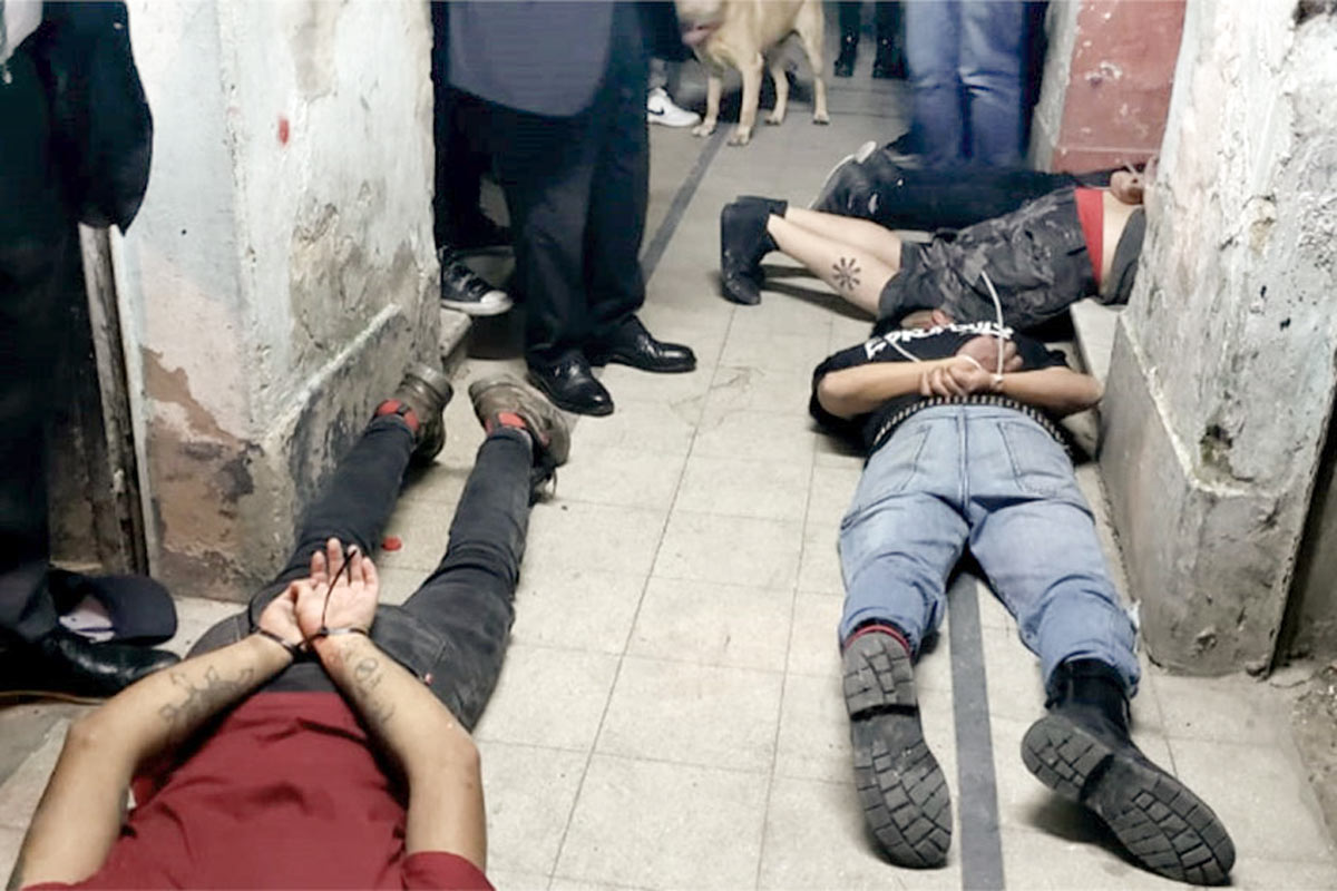 A días de la cumbre, el gobierno potencia la creación de enemigos internos