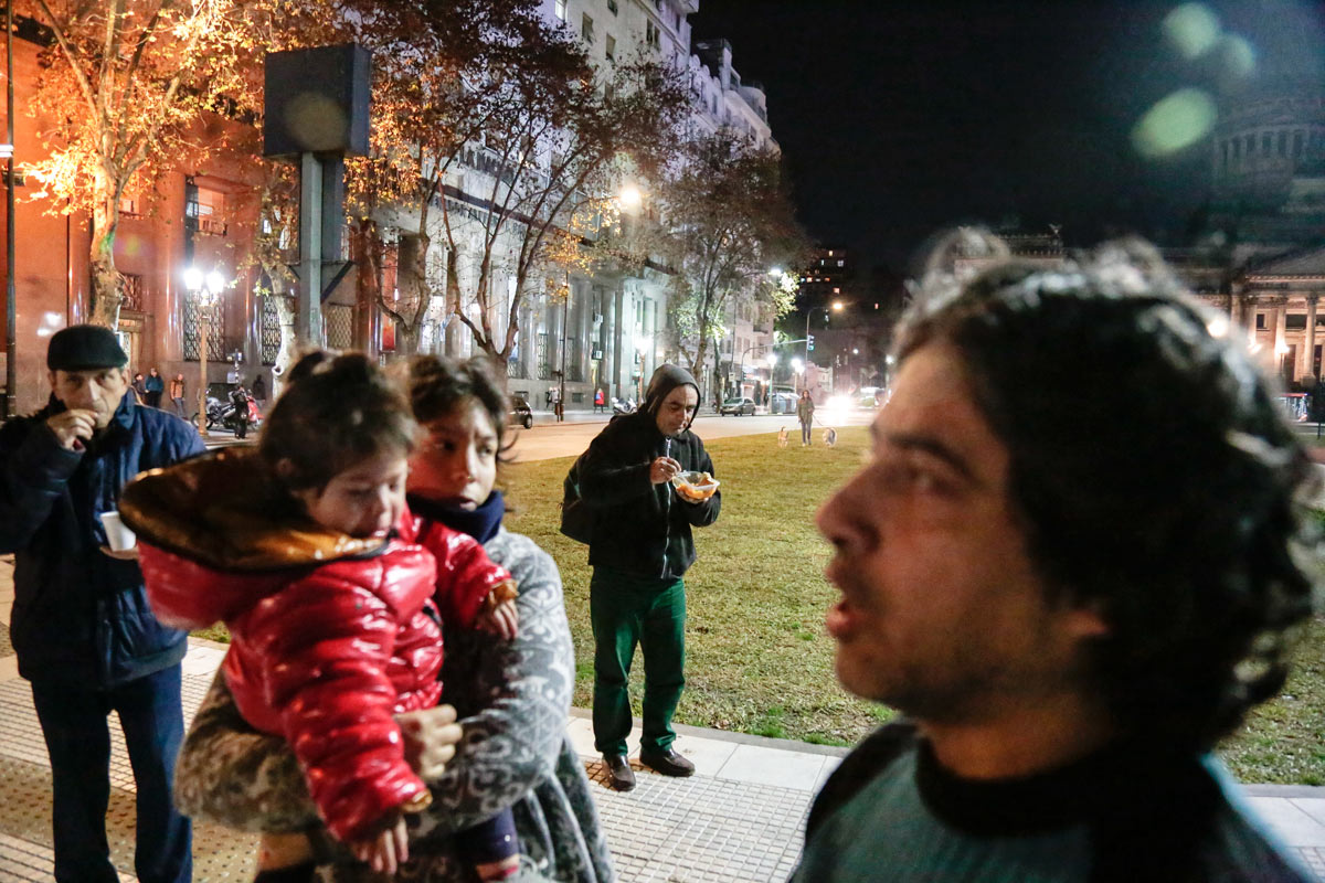 Aumentó un 30% la cantidad de personas en situación de calle