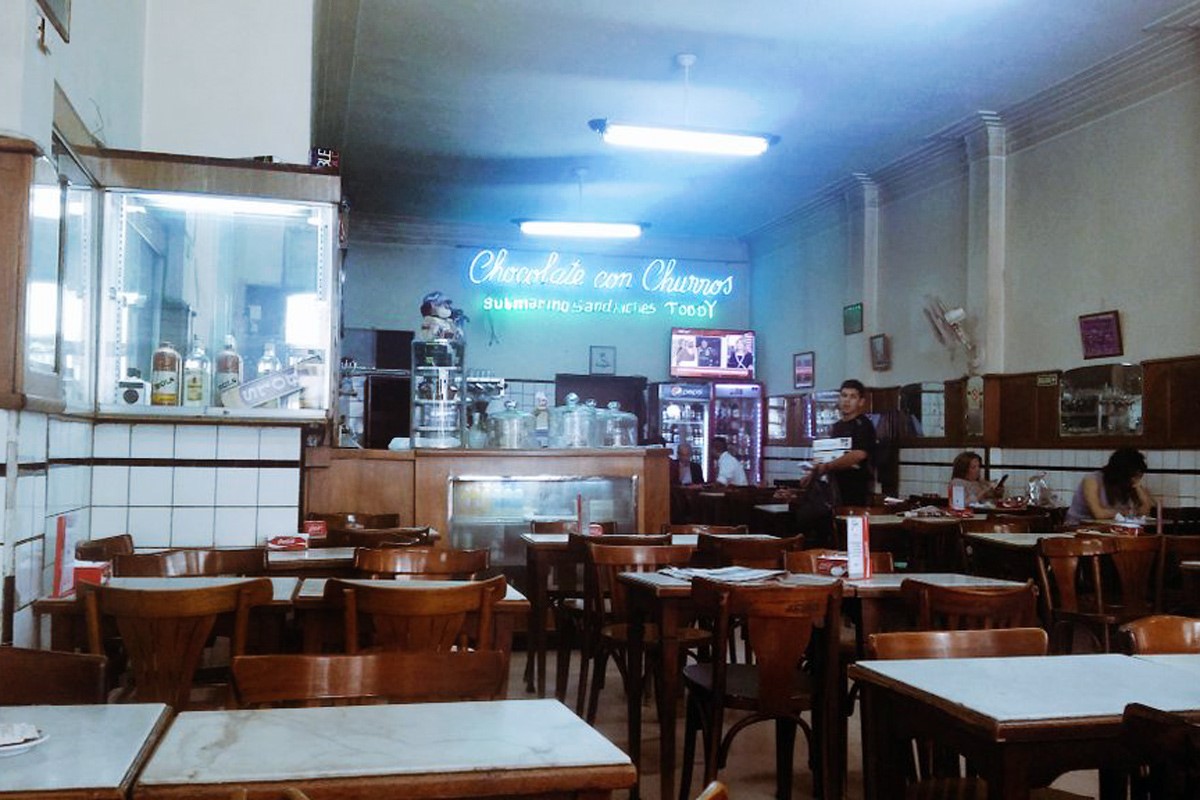 La Giralda, un clásico ahogado por la caída del consumo y las obras de Larreta