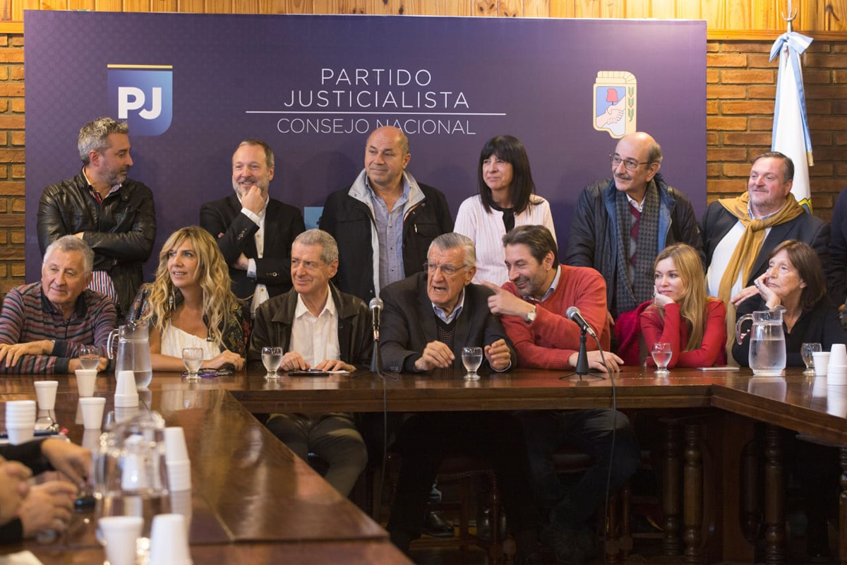 En Córdoba avanza la constitución del frente opositor y se alinea con  PJ nacional
