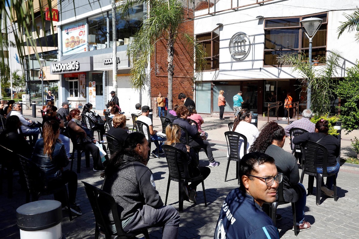 La Matanza: operativos en los bancos, vacunación antigripal y asistencia alimentaria