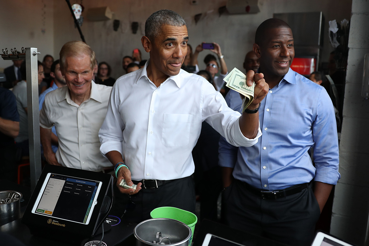 Los demócratas arrebatan primeros escaños a republicanos en la Cámara baja