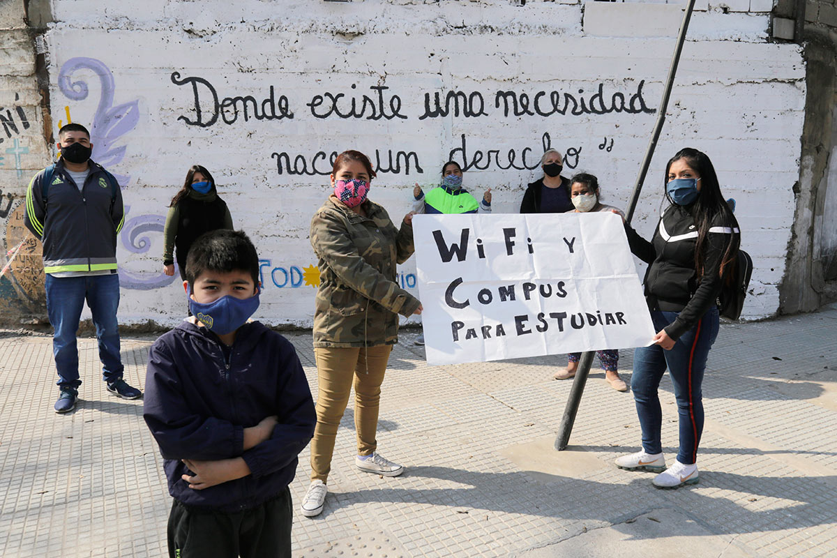 Tras los años de desinversión educativa, la Argentina retrocedió en pruebas de lectura, matemáticas y ciencias