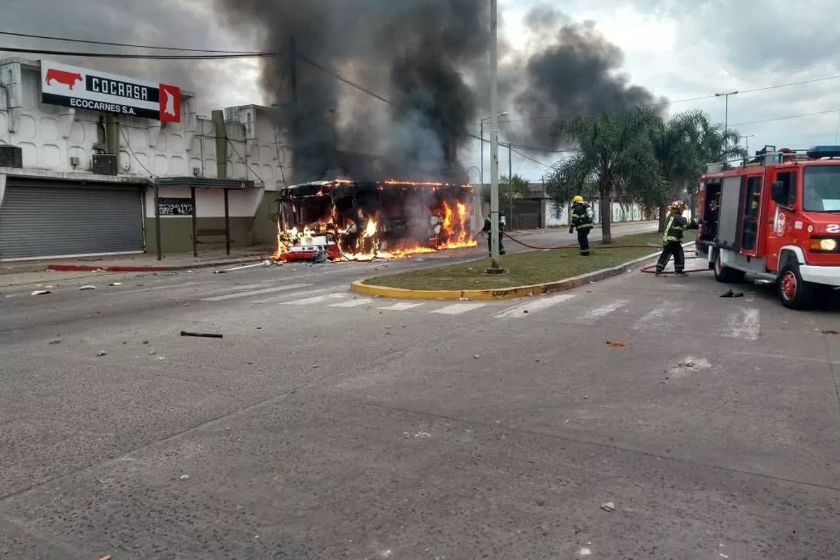 A los tiros en el frigorífico: denuncian que la Federación de la Carne baleó una protesta contra el trabajo en negro
