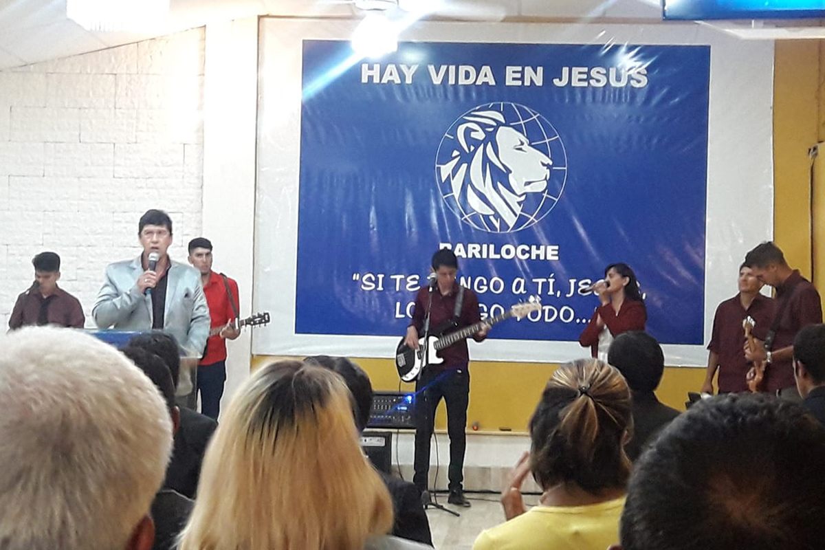 El intendente de Bariloche autorizó a celebrar misas a dos pastores con coronavirus