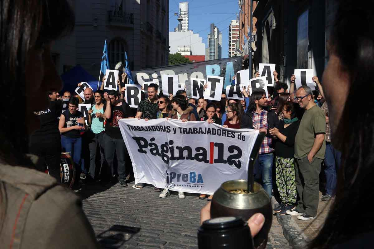 Continúa el conflicto salarial en Página 12