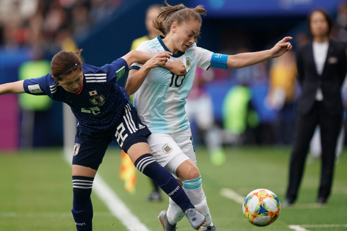 La capitana y figura de la selección femenina denuncia censura por parte del entrenador