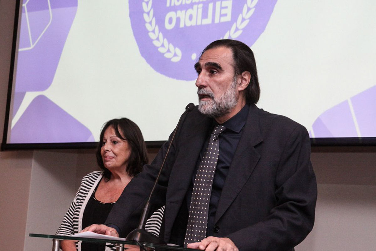 Se jubila Oche Califa, alma mater de la Feria Internacional del Libro de Buenos Aires