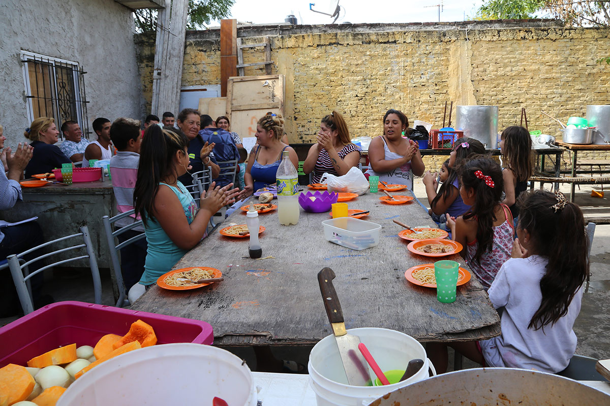 Más de la mitad de los niños y adolescentes son pobres en la Argentina