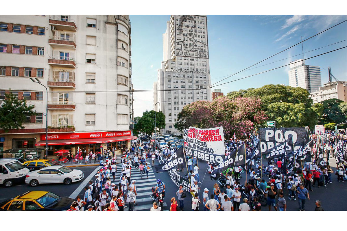 La CGT evalúa reunirse mientras se agudiza el conflicto en la calle