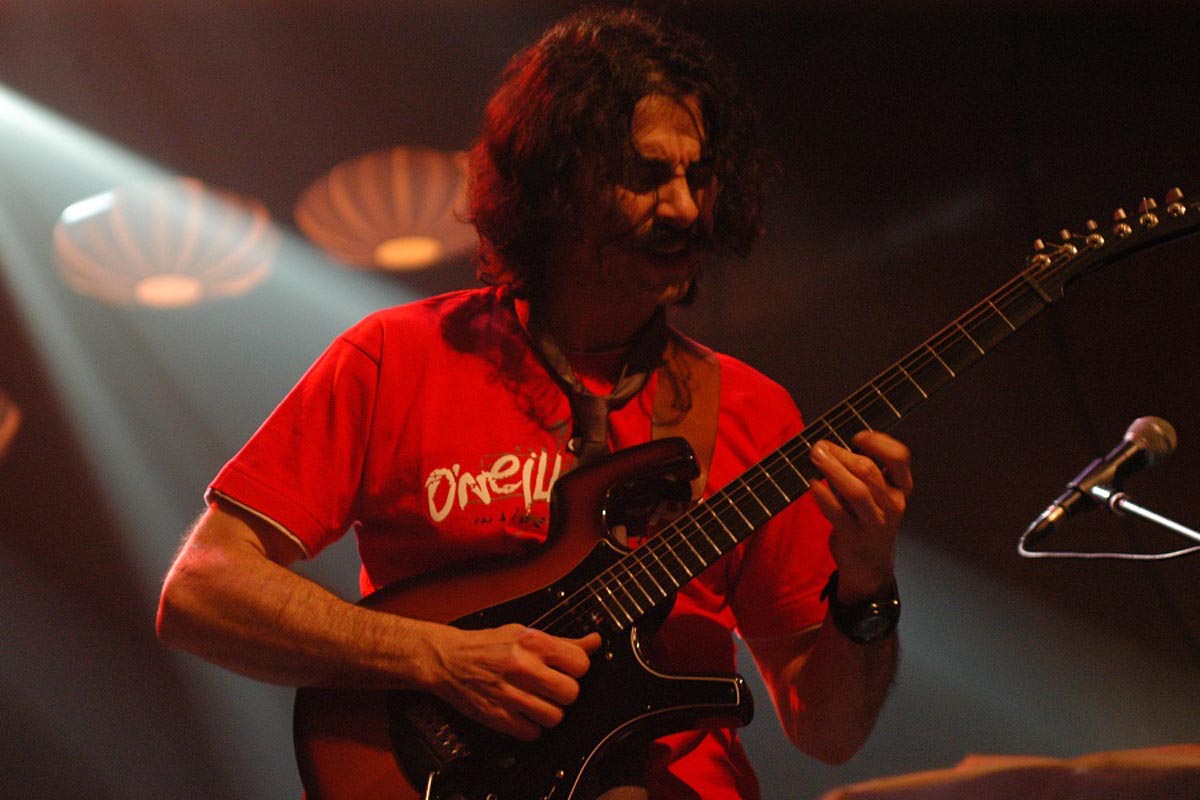 Tony Moliterni: «En la música de Frank Zappa no hay nada librado al azar»