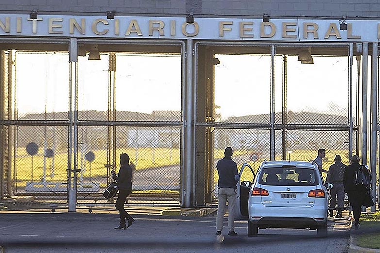 La Justicia Federal ordenó la entrega de alimentos y otros insumos a los estudiantes del penal de Ezeiza